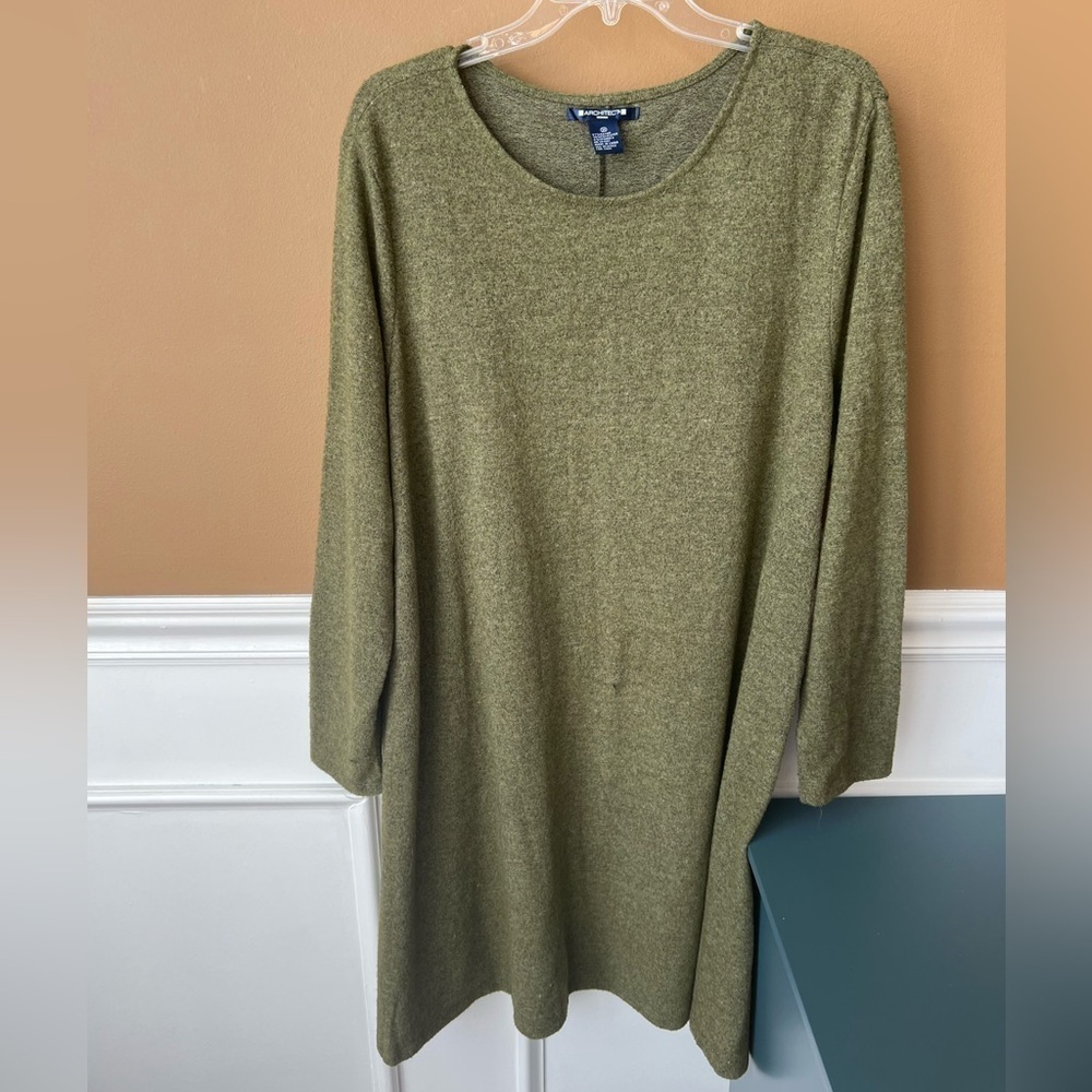 ARCHITECT Woman Olive Green Sweater Dress Size 3X
Tunic Soft Comfy